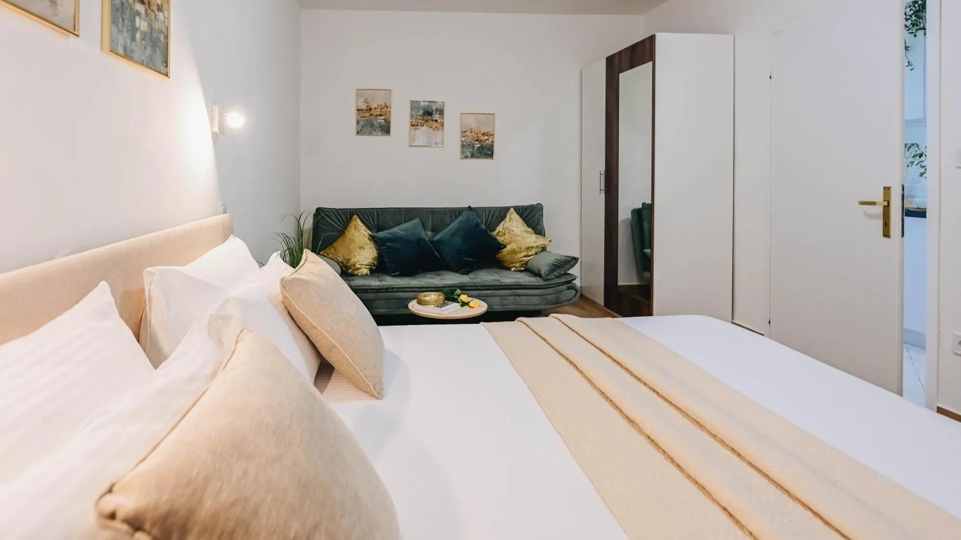 App Ana Apartment Porec